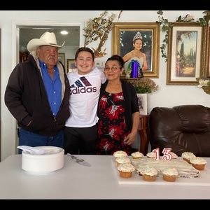 Meet your Posher, Isaac